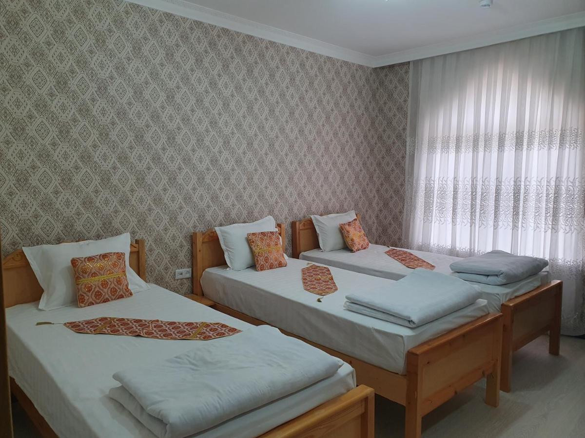 Qamar Hotel Buchara Exteriör bild