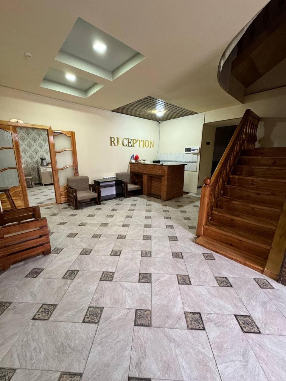 Qamar Hotel Buchara Exteriör bild