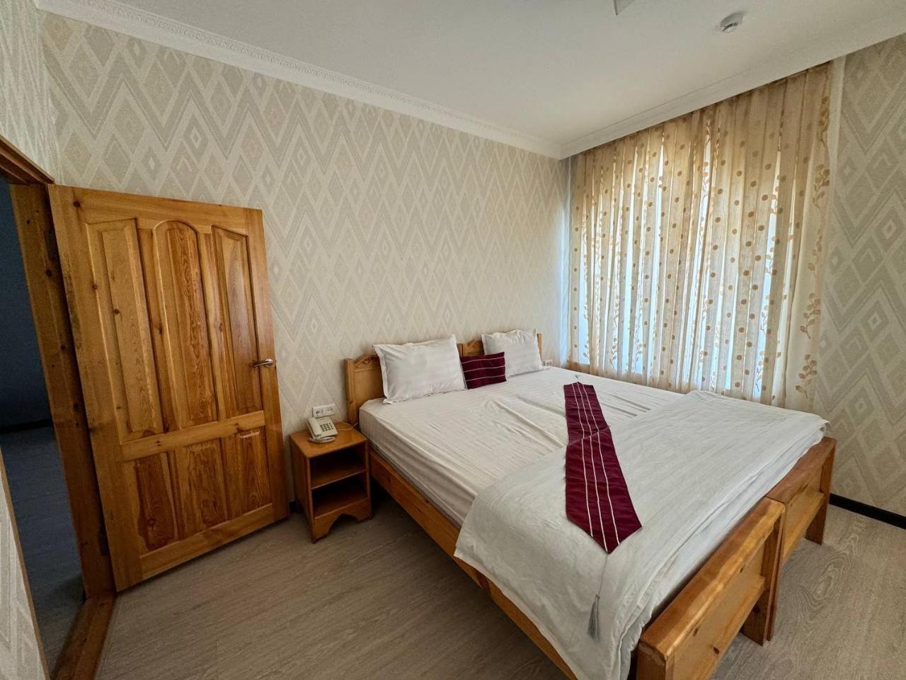 Qamar Hotel Buchara Exteriör bild